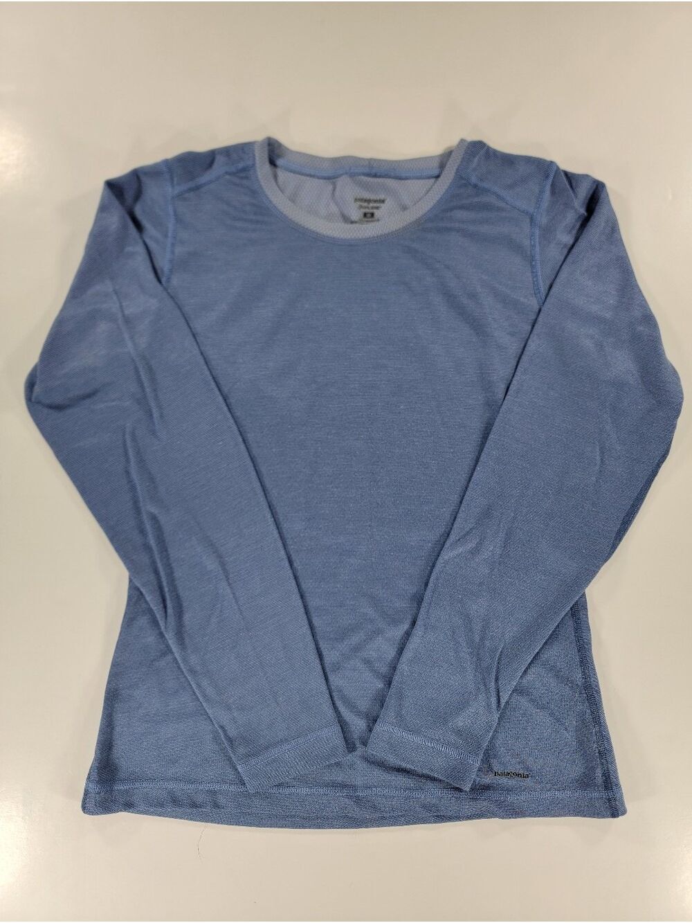 Patagonia Shirt Womens Small Blue Capilene Lightweight Baselayer Long Sleeve